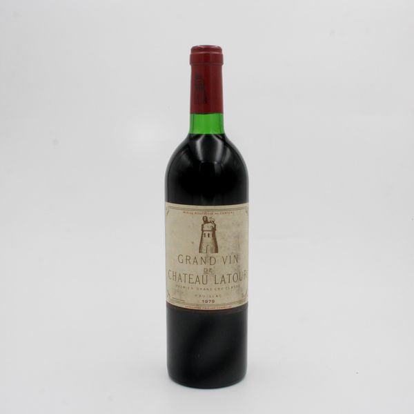 PAUILLAC AOC  1979, GRAND VIN DE CHATEAU LATOUR  - Asta VINI E DISTILLATI PREGIATI E DA COLLEZIONE - Associazione Nazionale - Case d'Asta italiane