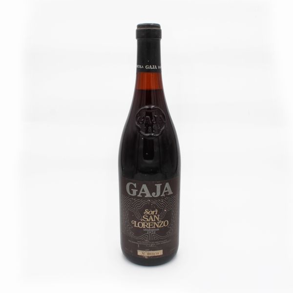 BARBARESCO DOC SORI SAN LORENZO 1974, GAJA  - Asta VINI E DISTILLATI PREGIATI E DA COLLEZIONE - Associazione Nazionale - Case d'Asta italiane