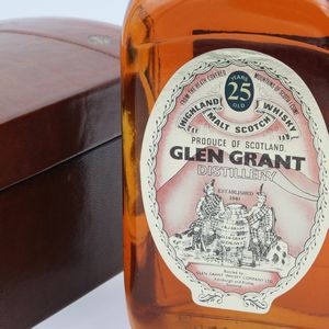 HIGHLAND MALT SCOTCH WHISKY 25 YEARS OLD, DIRECTORS RESERVE, GLEN GRANT  - Asta VINI E DISTILLATI PREGIATI E DA COLLEZIONE - Associazione Nazionale - Case d'Asta italiane