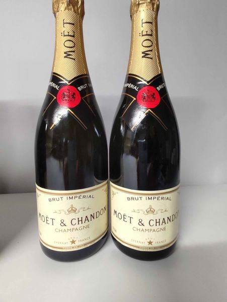 Moet & Chandon, Champagne Brut Imperial  - Asta Wine Forever - Associazione Nazionale - Case d'Asta italiane