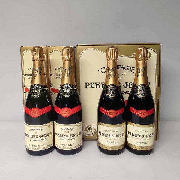 Perrier Jouet, Champagne Grand Brut  - Asta Wine Forever - Associazione Nazionale - Case d'Asta italiane