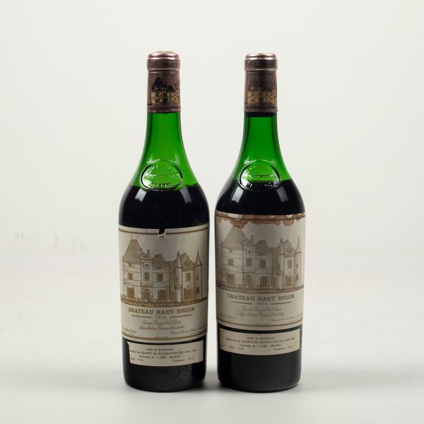 Chateau Haut Brion, Graves 1974  - Asta Wine Forever - Associazione Nazionale - Case d'Asta italiane