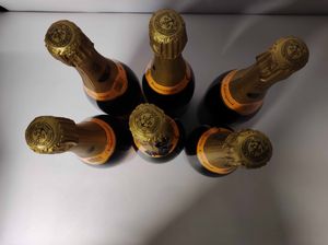 Veuve Clicquot Ponsardin, Champagne Brut  - Asta Wine Forever - Associazione Nazionale - Case d'Asta italiane