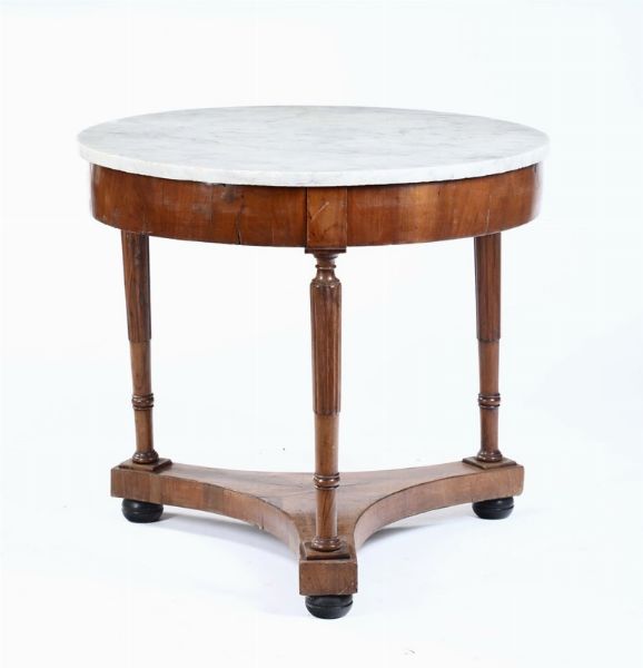Tavolino circolare Luigi XVI, XVIII-XIX secolo  - Asta Antiquariato - Associazione Nazionale - Case d'Asta italiane
