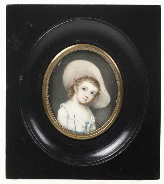 Miniatura su avorio raffigurante bimba con cappello, fine XVIII secolo  - Asta Antiquariato - Associazione Nazionale - Case d'Asta italiane