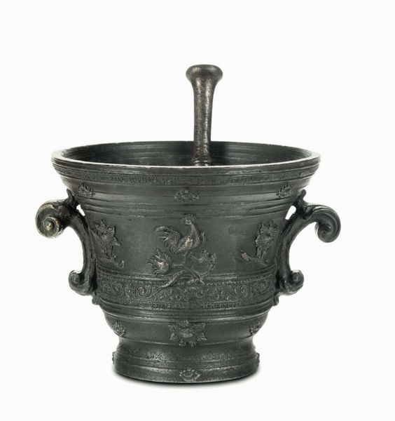 Mortaio con pestello in bronzo, XVIII secolo  - Asta Antiquariato - Associazione Nazionale - Case d'Asta italiane