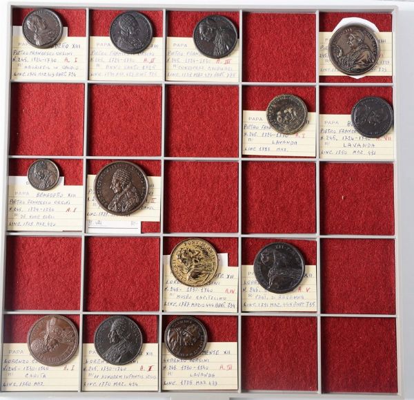 Collezione di 91 medaglie papali  - Asta Antiquariato - Associazione Nazionale - Case d'Asta italiane