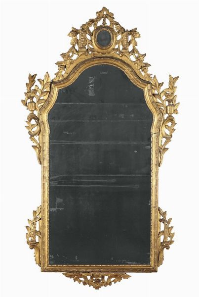 Specchiera in legno intagliato e dorato, XVIII-XIX sercolo  - Asta Antiquariato - Associazione Nazionale - Case d'Asta italiane