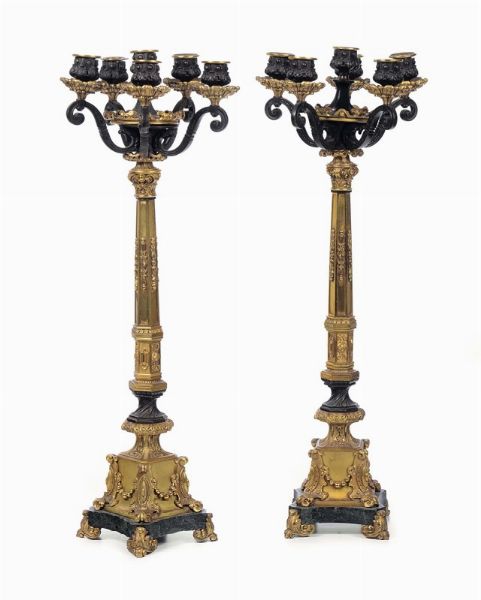 Coppia di candelabri a sei luci in bronzo e bronzo dorato, XIX secolo  - Asta Antiquariato - Associazione Nazionale - Case d'Asta italiane