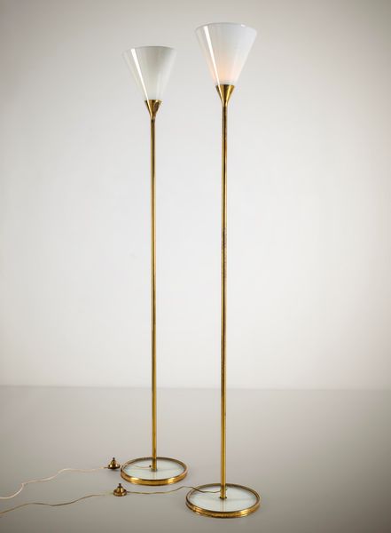 MAX INGRAND : Due lampade da terra mod. 2003  - Asta Design Properties - Associazione Nazionale - Case d'Asta italiane