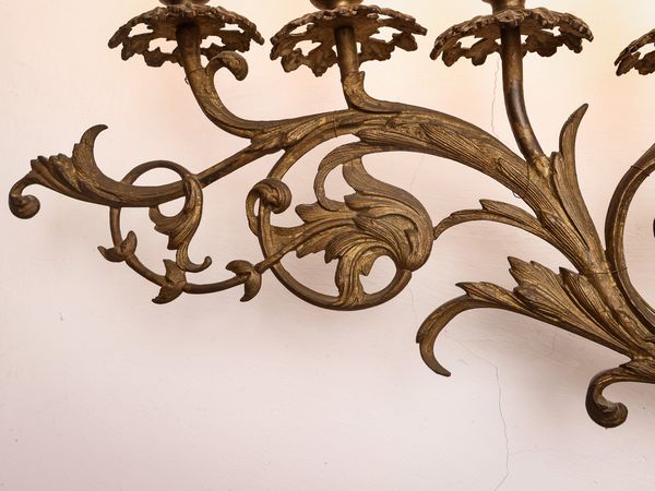 Grande applique in metallo  - Asta La casa classica. Stile intramontabile - Associazione Nazionale - Case d'Asta italiane