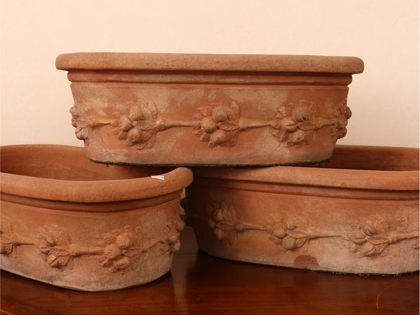 Coppia di  vasi da giardino in terracotta  - Asta La casa classica. Stile intramontabile - Associazione Nazionale - Case d'Asta italiane