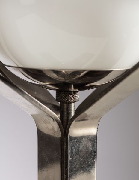 SERGIO MAZZA : Lampada da tavolo per Artemide.  - Asta Asta 408 | DESIGN E ARTI DECORATIVE DEL NOVECENTO Online - Associazione Nazionale - Case d'Asta italiane