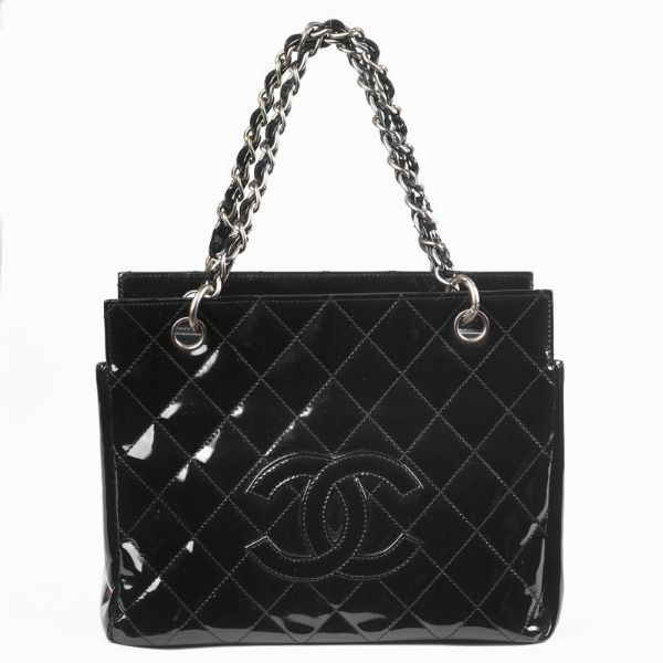 CHANEL : CHANEL BORSA SHOPPING  - Asta VINTAGE: BORSE E ACCESSORI DI HERMES, LOUIS VUITTON E ALTRE GRANDI MAISON - Associazione Nazionale - Case d'Asta italiane