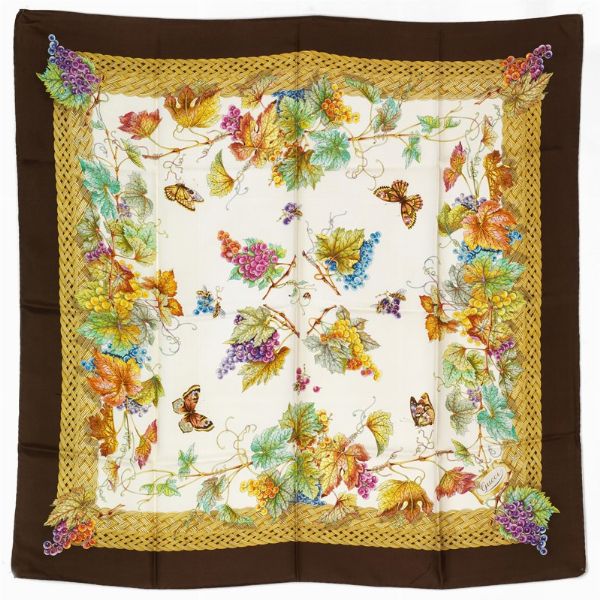 GUCCI : GUCCI FOULARD  - Asta VINTAGE: BORSE E ACCESSORI DI HERMES, LOUIS VUITTON E ALTRE GRANDI MAISON - Associazione Nazionale - Case d'Asta italiane