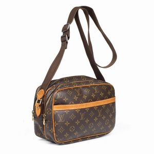 Louis Vuitton : LOUIS VUITTON TRACOLLA REPORTER  - Asta VINTAGE: BORSE E ACCESSORI DI HERMES, LOUIS VUITTON E ALTRE GRANDI MAISON - Associazione Nazionale - Case d'Asta italiane