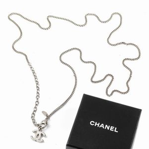 CHANEL - CHANEL COLLANA LOGO