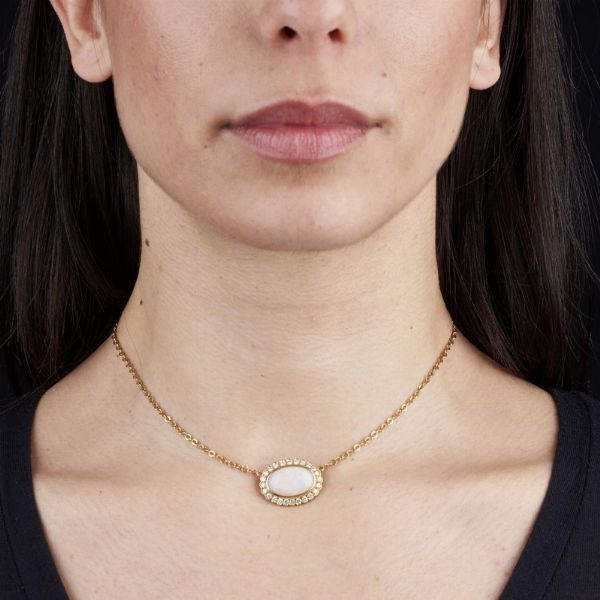 COLLANA CON OPALE E DIAMANTI  - Asta Gioielli  - Associazione Nazionale - Case d'Asta italiane