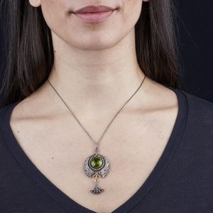 COLLANA CON PENDENTE STILE EGIZIANO  - Asta Gioielli  - Associazione Nazionale - Case d'Asta italiane