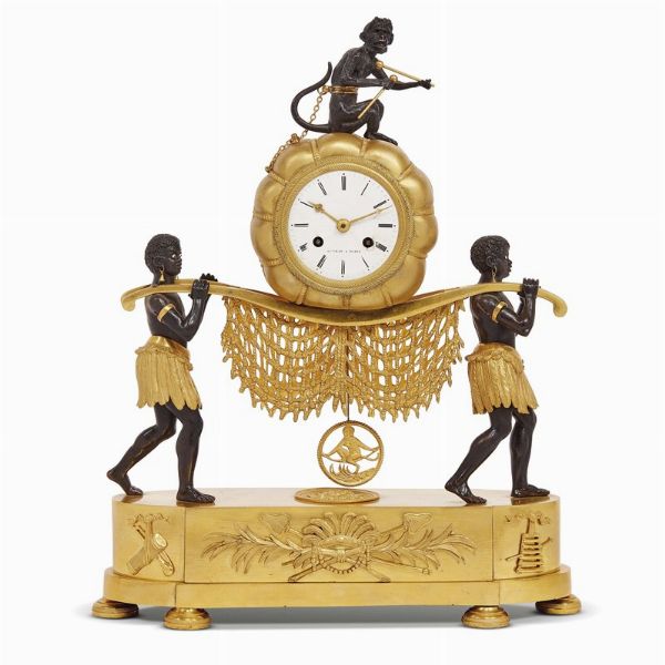 OROLOGIO DA CAMINO, PARIGI, 1804-1810  - Asta INTERNATIONAL FINE ART E UNA IMPORTANTE COLLEZIONE DI PENDOLE AU BON SAUVAGE - Associazione Nazionale - Case d'Asta italiane