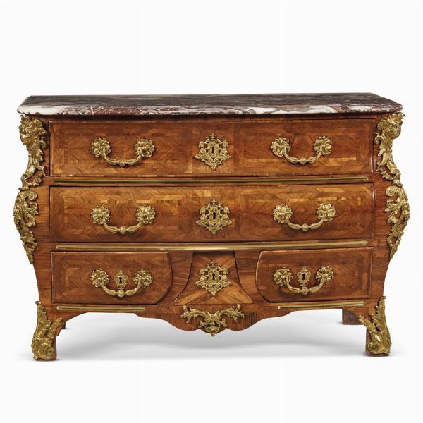 COMMODE, FRANCIA, SECOLO XVIII  - Asta INTERNATIONAL FINE ART E UNA IMPORTANTE COLLEZIONE DI PENDOLE AU BON SAUVAGE - Associazione Nazionale - Case d'Asta italiane