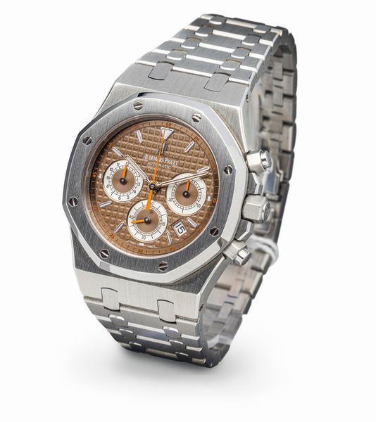 AUDEMARS PIGUET : Affascinante e sportivo Royal Oak Chrono 26300 ST in acciaio con quadrante marrone tropicale e sfere chrono arancione, tre contatori e datario ad ore 5  - Asta Orologi da Polso e da Tasca - Associazione Nazionale - Case d'Asta italiane