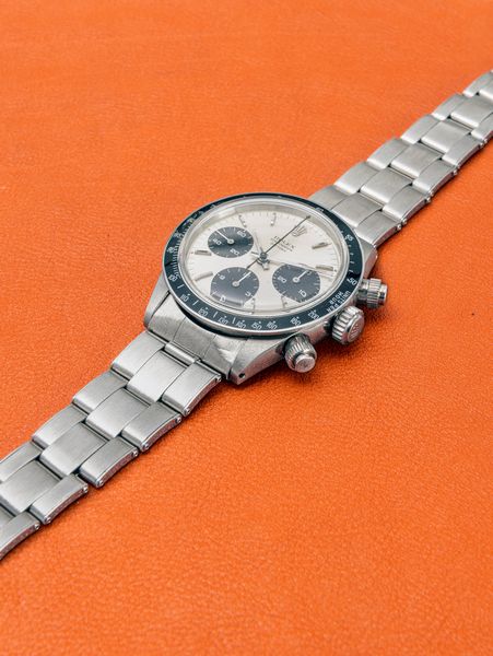 ROLEX : Raro e ricercato Cosmograph Daytona ref 6240 in acciaio con ghiera in bachelite e tasti a vite Millerighe, quadrante argentato Gren e contatori neri a contrasto  - Asta Orologi da Polso e da Tasca - Associazione Nazionale - Case d'Asta italiane