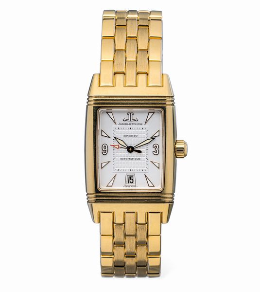 Jaeger-LeCoultre : Prestigioso Reverso Grand Sport in oro giallo 18k con bracciale, movimento automatico con datario al sei, quadrante bianco con lavorazione Tapisserie al centro  - Asta Orologi da Polso e da Tasca - Associazione Nazionale - Case d'Asta italiane