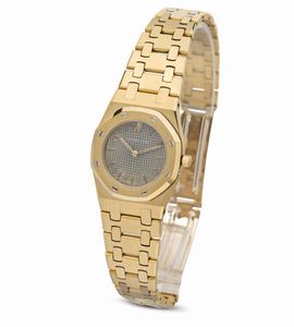 AUDEMARS PIGUET : Elegante e raffinato Royal Oak Lady ref 6007 BA in oro giallo 18k, quadrante virato tropical e movimento al quarzo  - Asta Orologi da Polso e da Tasca - Associazione Nazionale - Case d'Asta italiane