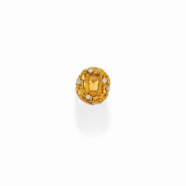 Anello con quarzo giallo  - Asta Gioielli / Summer - Associazione Nazionale - Case d'Asta italiane