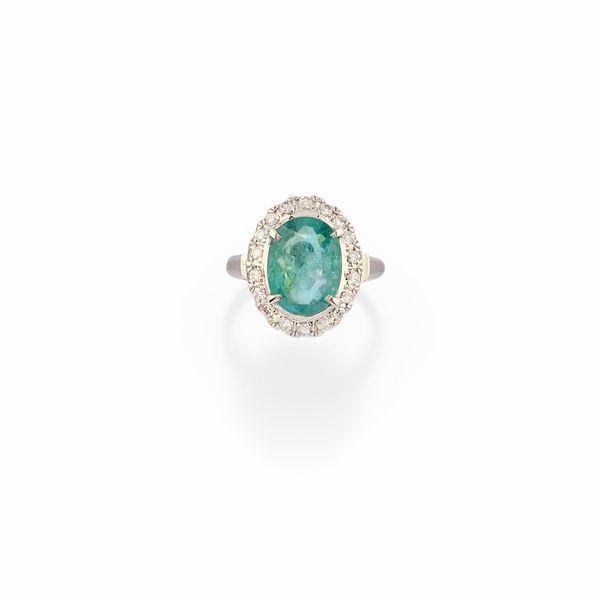 Anello con tormalina Paraiba  - Asta Gioielli / Summer - Associazione Nazionale - Case d'Asta italiane