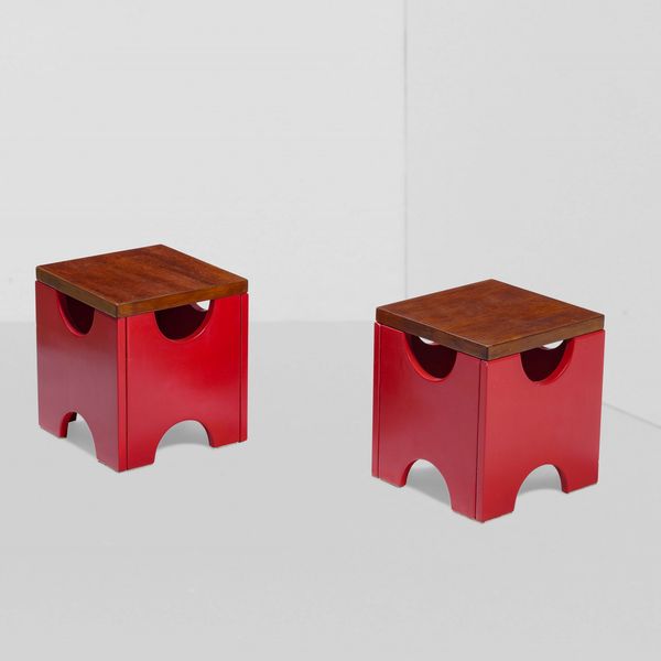 ETTORE SOTTSASS : Coppia di sgabelli mod. Dado T29  - Asta Design - Associazione Nazionale - Case d'Asta italiane