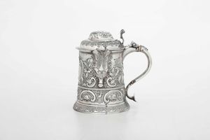 Tankard. Londra 1726, argentiere Charles Perrier  - Asta Argenti da collezione | Antichi - Associazione Nazionale - Case d'Asta italiane