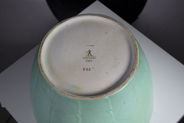 GARIBOLDI GIOVANNI (1908 - 1971) : Vaso per Richard Ginori San Cristoforo  - Asta Asta 410 | DESIGN E ARTI DECORATIVE DEL NOVECENTO - CERAMICHE Online - Associazione Nazionale - Case d'Asta italiane