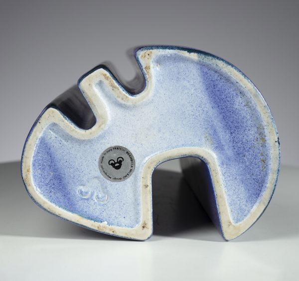 MANGIAROTTI ANGELO (1921 - 2012) : Vaso sagomato per Fratelli Brambilla  - Asta Asta 410 | DESIGN E ARTI DECORATIVE DEL NOVECENTO - CERAMICHE Online - Associazione Nazionale - Case d'Asta italiane