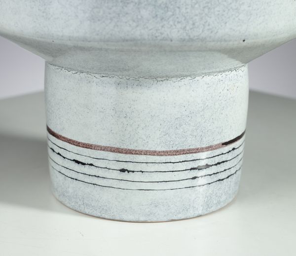 SAN POLO VENEZIA : Vaso con decoro attribuibile a Elio de Pasco  - Asta Asta 410 | DESIGN E ARTI DECORATIVE DEL NOVECENTO - CERAMICHE Online - Associazione Nazionale - Case d'Asta italiane