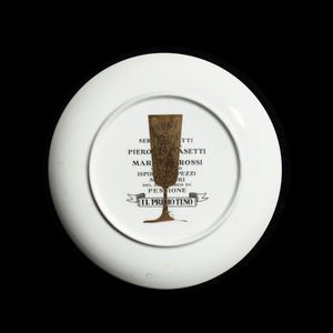 FORNASETTI PIERO (1913 - 1988) : Piatto Il Primo Tino  - Asta Asta 410 | DESIGN E ARTI DECORATIVE DEL NOVECENTO - CERAMICHE Online - Associazione Nazionale - Case d'Asta italiane