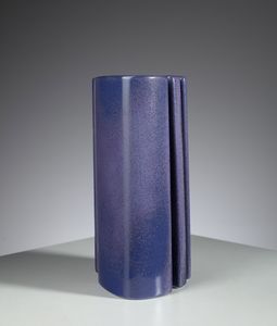 MANGIAROTTI ANGELO (1921 - 2012) : Vaso sagomato per Fratelli Brambilla  - Asta Asta 410 | DESIGN E ARTI DECORATIVE DEL NOVECENTO - CERAMICHE Online - Associazione Nazionale - Case d'Asta italiane