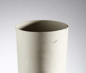 KURODA TAIZO (1946 - 2021) : Vaso  - Asta Asta 410 | DESIGN E ARTI DECORATIVE DEL NOVECENTO - CERAMICHE Online - Associazione Nazionale - Case d'Asta italiane