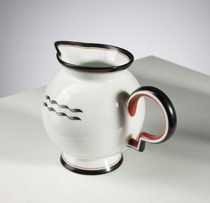 PONTI GIO (1891 - 1979) : Teiera e lattiera per Pittoria di Doccia Richar Ginori  - Asta Asta 410 | DESIGN E ARTI DECORATIVE DEL NOVECENTO - CERAMICHE Online - Associazione Nazionale - Case d'Asta italiane