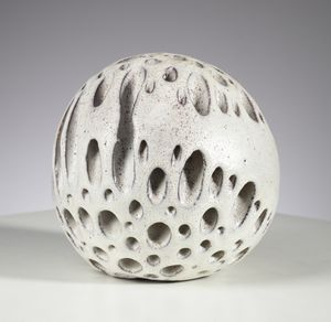 TASCA ALESSIO (1929 - 2020) : Sfera  - Asta Asta 410 | DESIGN E ARTI DECORATIVE DEL NOVECENTO - CERAMICHE Online - Associazione Nazionale - Case d'Asta italiane