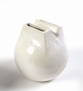 BUCCI FRANCO  (1933 - 2002) : Coppia di vasi fischietti doppio, due semisfere e tre posacenere per Laboratorio Pesaro  - Asta Asta 410 | DESIGN E ARTI DECORATIVE DEL NOVECENTO - CERAMICHE Online - Associazione Nazionale - Case d'Asta italiane