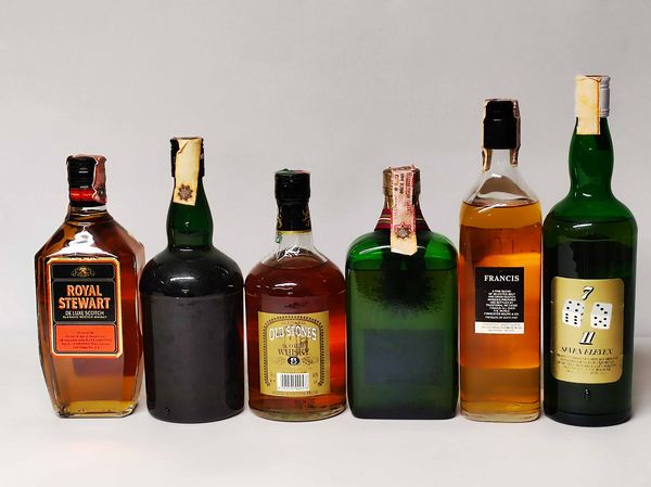 Royal Stewart, Queen Anne, Old Stones, Ambassador, Francis, Seven Eleven, Scoth Whisky  - Asta Whisky & Co. - Associazione Nazionale - Case d'Asta italiane