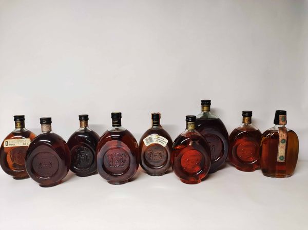 Vecchia Romagna Etichetta Nera, Brandy  - Asta Whisky & Co. - Associazione Nazionale - Case d'Asta italiane