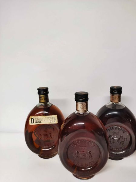 Vecchia Romagna Etichetta Nera, Brandy  - Asta Whisky & Co. - Associazione Nazionale - Case d'Asta italiane