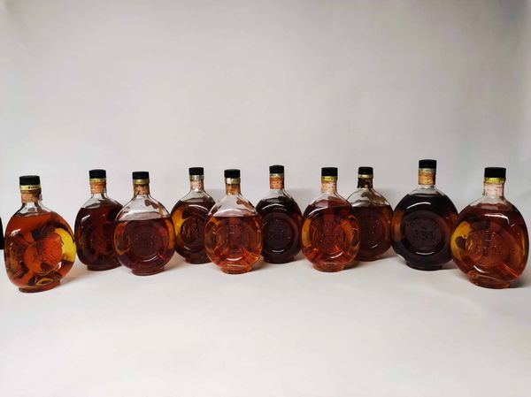 Vecchia Romagna Riserva, Brandy  - Asta Whisky & Co. - Associazione Nazionale - Case d'Asta italiane