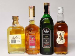 Balblair, Glenlivet, Glenfiddich, White Label, Scoth Whisky  - Asta Whisky & Co. - Associazione Nazionale - Case d'Asta italiane