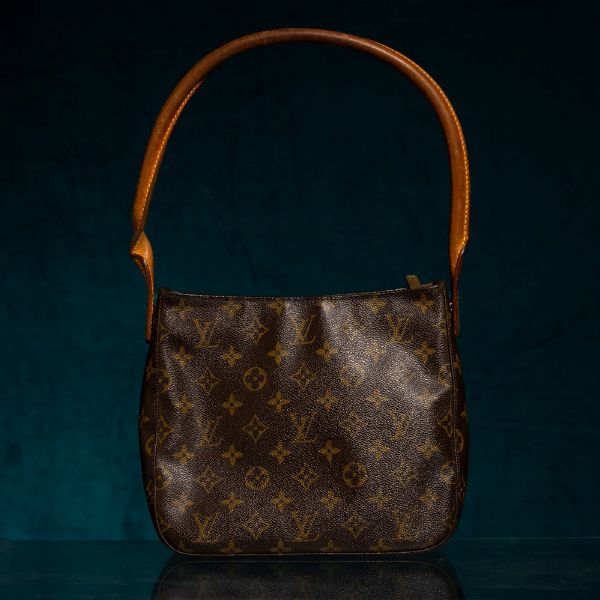 Louis Vuitton Looping GM  - Asta Luxury Vintage e Penne da Collezione - Associazione Nazionale - Case d'Asta italiane