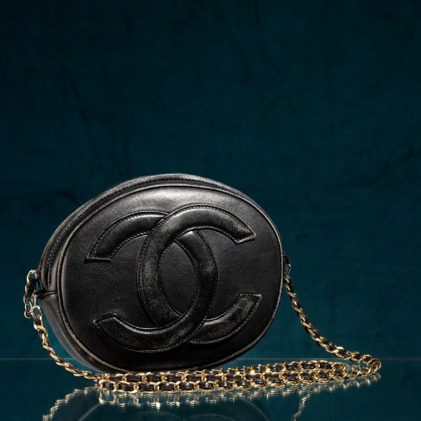 Chanel Borsa a tracolla  - Asta Luxury Vintage e Penne da Collezione - Associazione Nazionale - Case d'Asta italiane