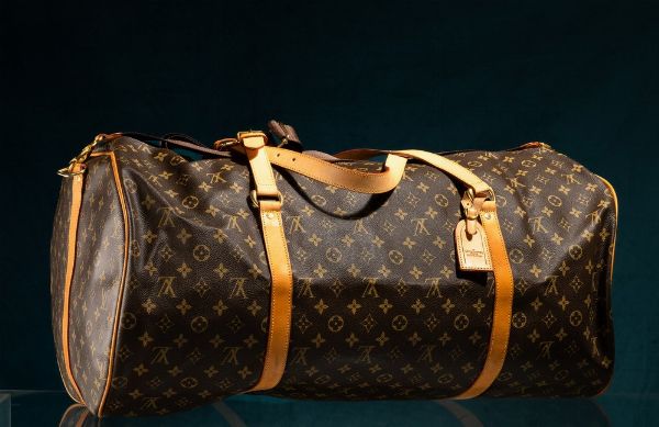 Louis Vuitton Borsone Keepal con tracolla  - Asta Luxury Vintage e Penne da Collezione - Associazione Nazionale - Case d'Asta italiane